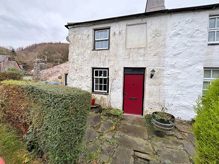 1 Bedroom End Of Terrace House For Sale In Pandy Square, Abergynolwyn, Gwynedd, LL36