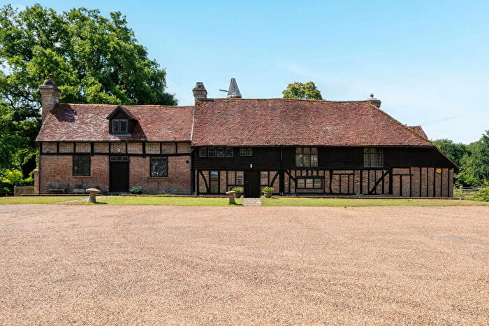 6 Bedroom Detached House For Sale In Barn, Old Surrey Hall., RH19