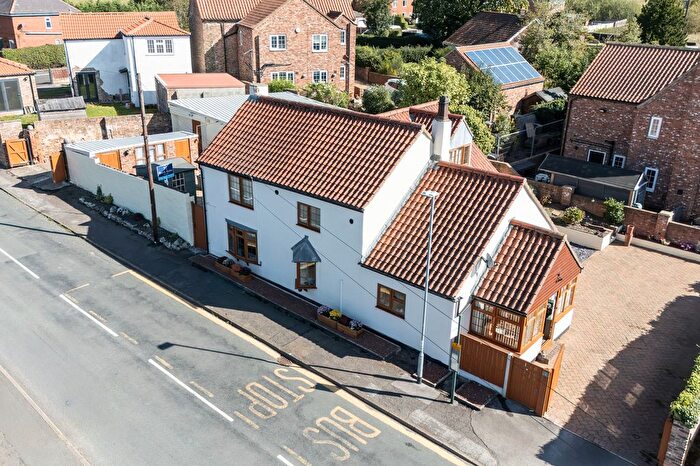 4 Bedroom Detached House For Sale In Ivy Lane, West Cowick, Goole, East Riding Of Yorkshi, DN14