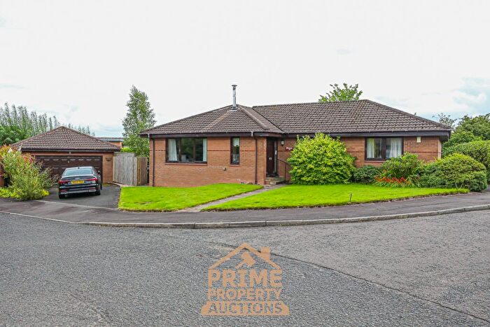 4 Bedroom Bungalow For Sale In Grahams Avenue, Lochwinnoch, PA12