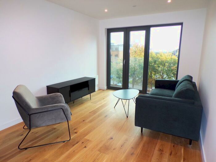 2 Bedroom Apartment To Rent In Axium, B1
