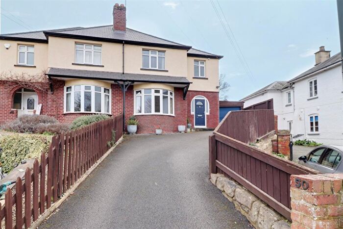 3 Bedroom Semi Detached House For Sale In Regent Street, Stonehouse, GL10