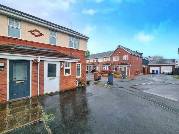 2 Bedroom Semi-Detached House To Rent In Watermeet Grove, Stoke-On-Trent, Staffordshire, ST1