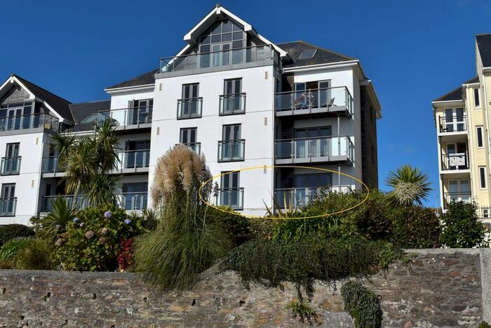 2 Bedroom Flat To Rent In Cliff Road, Falmouth, TR11