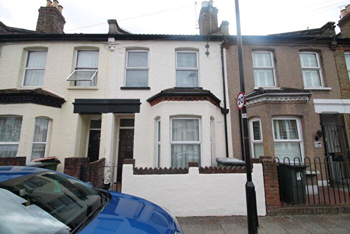 4 Bedroom Property To Rent In Chesterton Terrace, Plaistow, E13