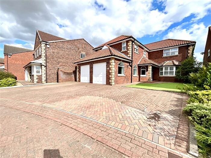 4 Bedroom Detached House For Sale In Rowernfields, Dinnington, Sheffield, S25