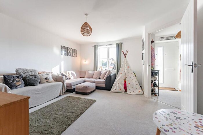 3 Bedroom End Of Terrace House For Sale In Caddow Close, Dereham, NR19