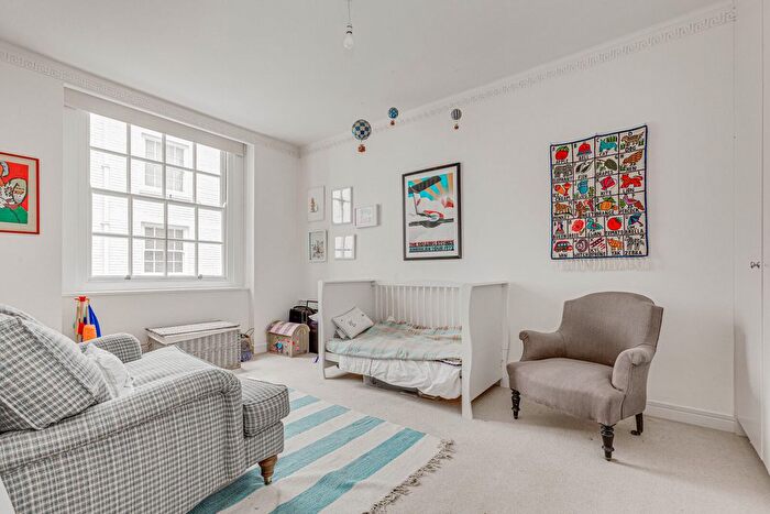 3 Bedroom Flat To Rent In Rivermead Court, Ranelagh Gardens, SW6