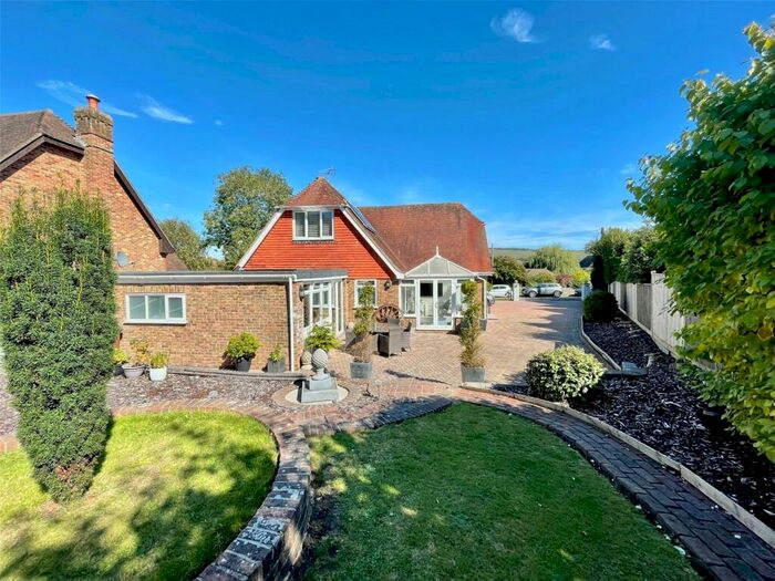 3 Bedroom Detached House For Sale In The Furlongs, Alfriston, East Sussex, BN26