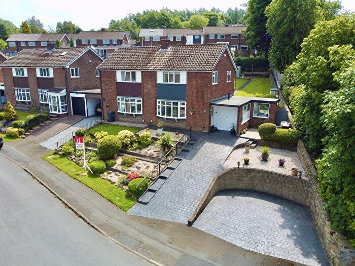 3 Bedroom Semi-Detached House For Sale In Arnold Road, Gee Cross, SK14