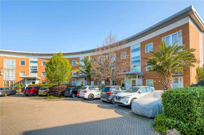 1 Bedroom Flat For Sale In Grimsby Grove, Royal Docks, London, E16