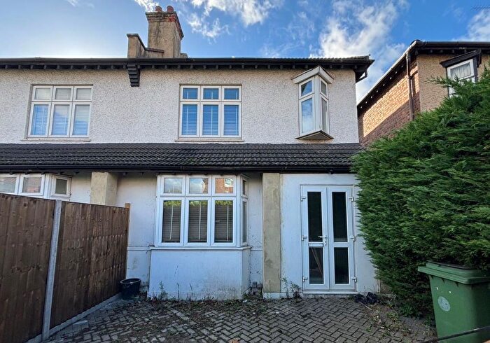 3 Bedroom Semi Detached House For Sale In Harrow Road, Wembley, Middlesex, HA9