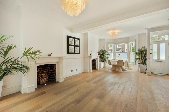 4 Bedroom Terraced House To Rent In Greyhound Road, NW10