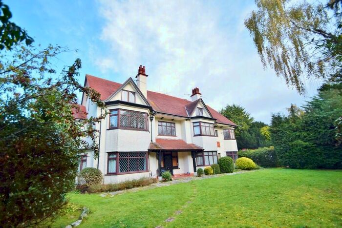 3 Bedroom Maisonette To Rent In Bournemouth, BH2