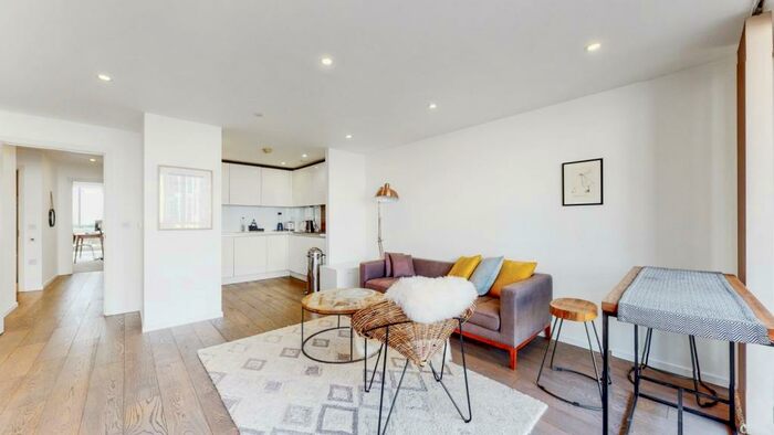 2 Bedroom Apartment To Rent In Central Street, EC1V