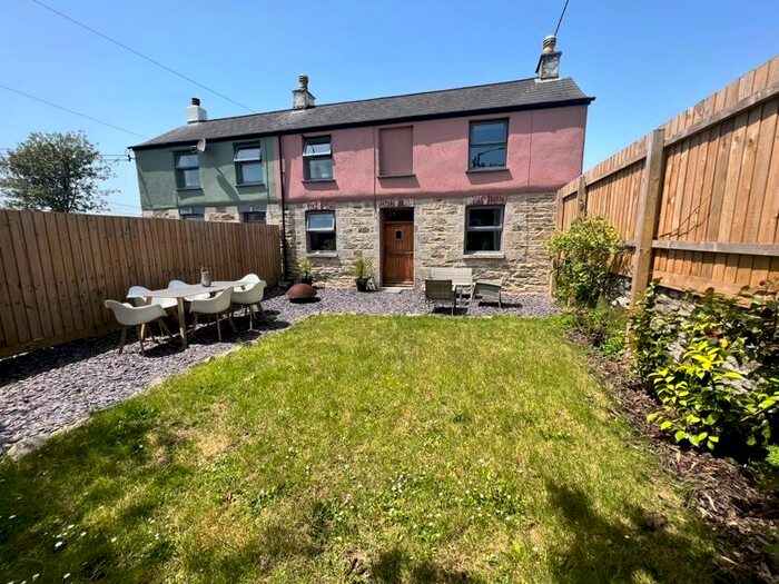 2 Bedroom Cottage For Sale In Beacon Road, Summercourt, Newquay, TR8
