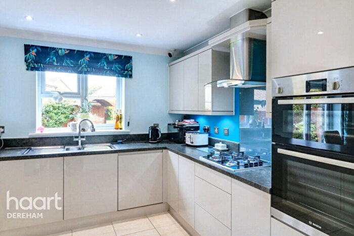 4 Bedroom Detached House For Sale In Bloodhound Road, Watton, IP25