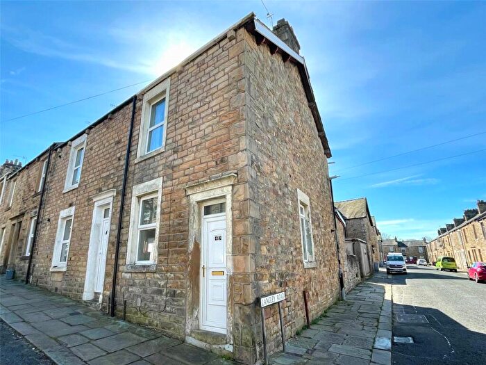 2 Bedroom End Of Terrace House For Sale In Clarence Street, Lancaster, Lancashire, LA1