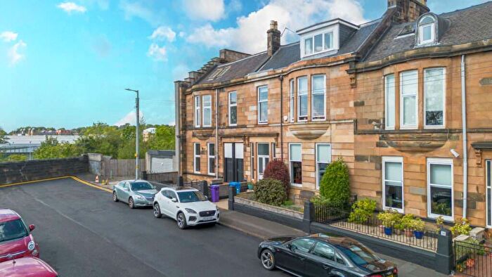 2 Bedroom Flat For Sale In Cathkinview Road, Mount Florida, Glasgow, G42