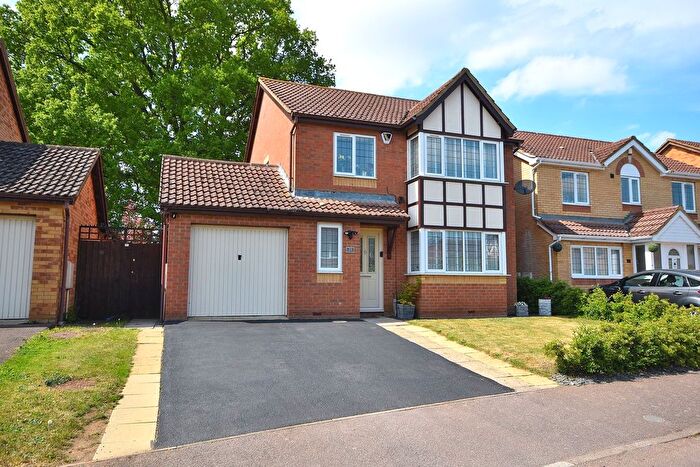 4 Bedroom Detached House For Sale In Brunel Drive, Upton, Northampton, NN5