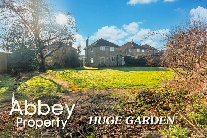 3 Bedroom Detached House To Rent In Corncrake Close, Putteridge, LU2