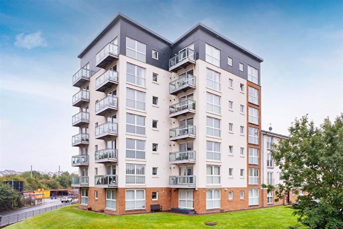 3 Bedroom Flat For Sale In Silverbanks Road, Cambuslang, Glasgow, G72