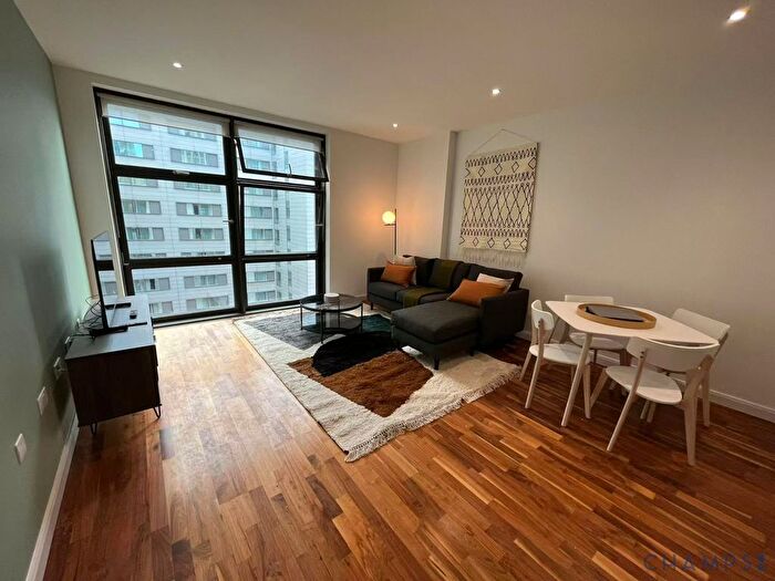 1 Bedroom Flat To Rent In Discovery Dock Apartments West, E14