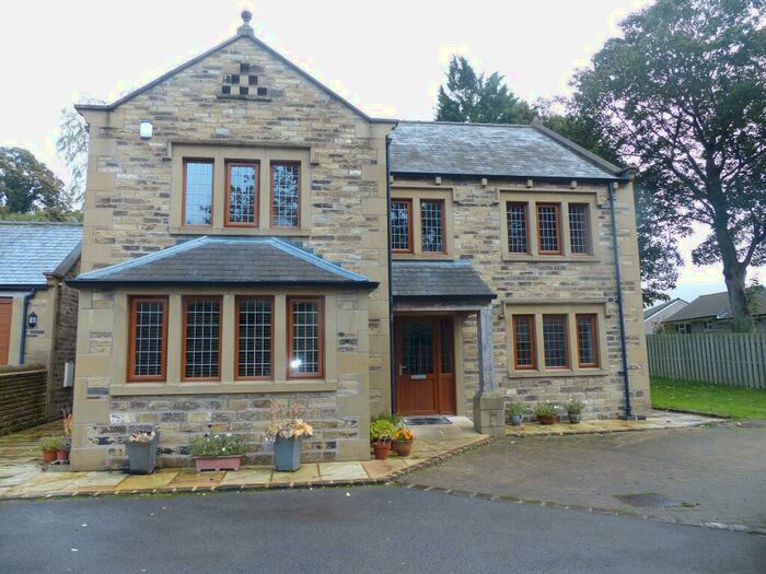 5 Bedroom House To Rent In The Paddock, Skipton, Uk, BD23