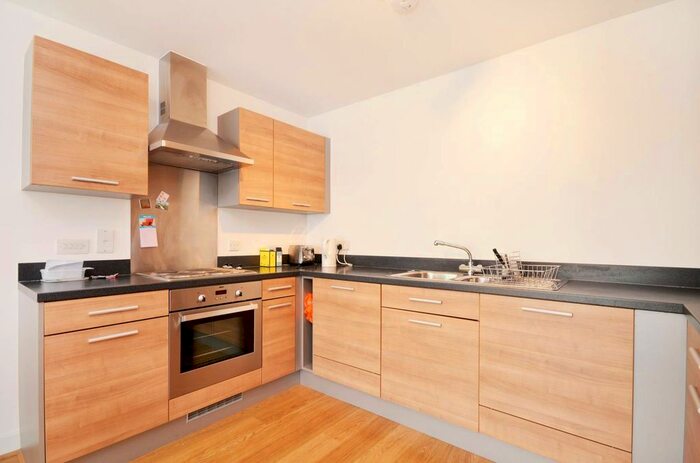 2 Bedroom Flat To Rent In Tarves Way, Greenwich, London, SE10