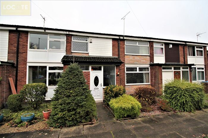3 Bedroom Terraced House For Sale In Peel Green Road, Eccles, M30
