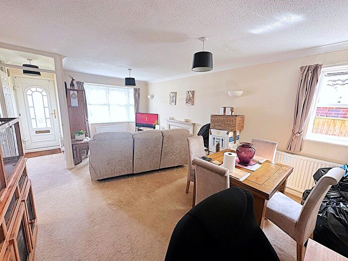 2 Bedroom Detached Bungalow To Rent In St Francis Chase, Bexhill-On-Sea, TN39