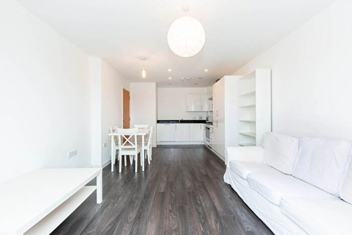 1 Bedroom Flat To Rent In New Clocktower Place, London, N7