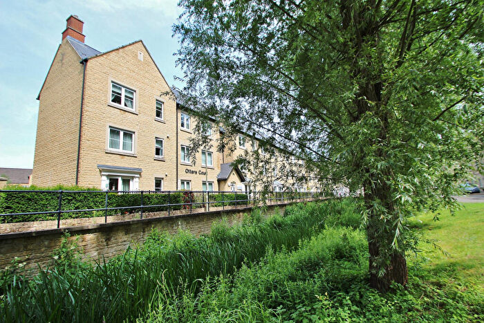 1 Bedroom Apartment For Sale In Otters Court, Witney, OX28