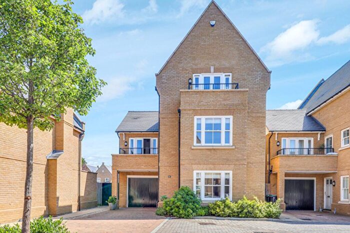 5 Bedroom Detached House For Sale In Gunners Rise, Shoeburyness, SS3