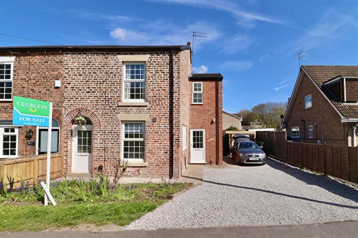 2 Bedroom End Of Terrace House For Sale In Welton Low Road, Elloughton, HU15