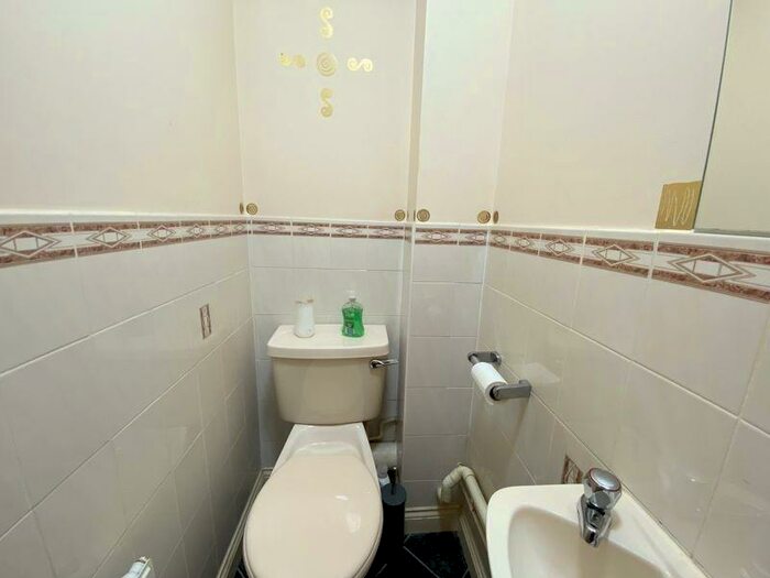 4 Bedroom Terraced House To Rent In Close To The Quayside, EX2