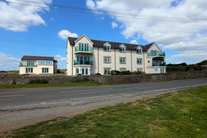 2 Bedroom Apartment For Sale In Little West, Southerndown, Vale Of Glamorgan, CF32
