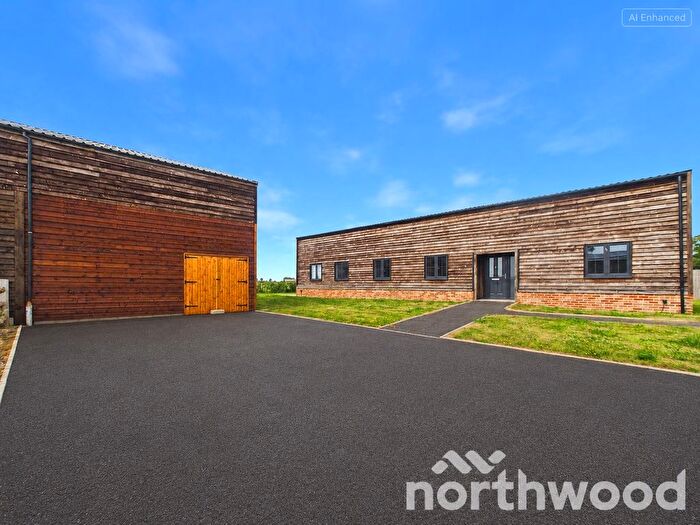4 Bedroom Barn Conversion For Sale In School Road, Romney Marsh, TN29