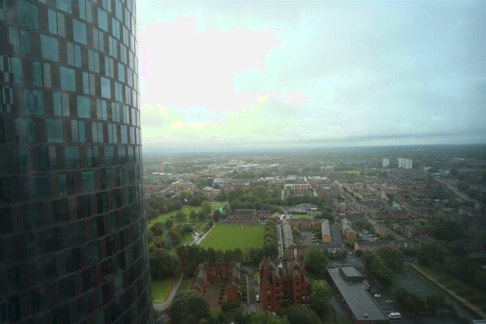 1 Bedroom Apartment To Rent In The Blade, New Jackson, M15