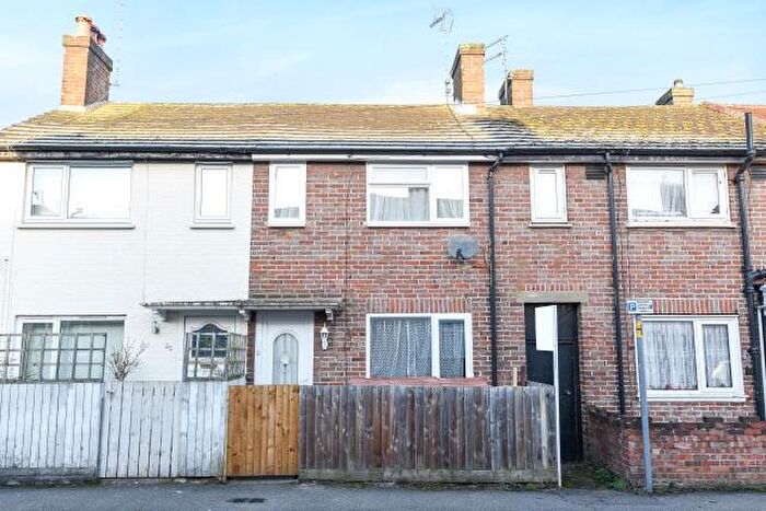 2 Bedroom Terraced House To Rent In Havelock Street, Aylesbury, HP20