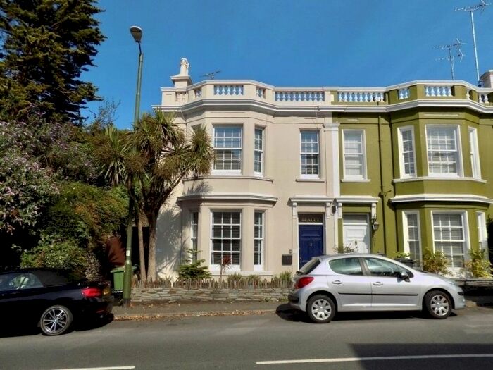2 Bedroom Flat To Rent In Babbacombe Road, Torquay, TQ1