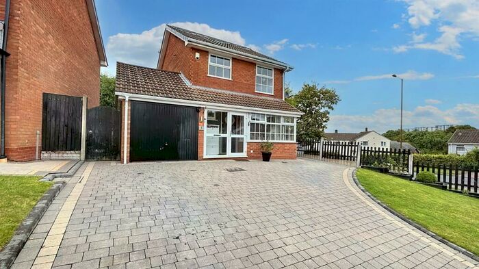 4 Bedroom Detached House For Sale In Marsh End, Kings Norton, Birmingham, B38