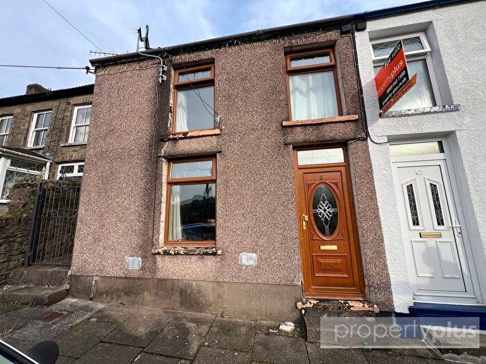 2 Bedroom End Of Terrace House For Sale In Graig Yr Eos, Tonypandy, Rhondda Cynon Taff, CF40
