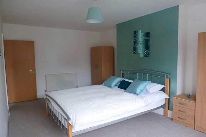 2 Bedroom Apartment To Rent In Shaftesbury Road, Southsea, PO5