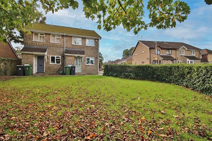 2 Bedroom Semi-Detached House For Sale In Nightingale Close, Rowlands Castle, PO9