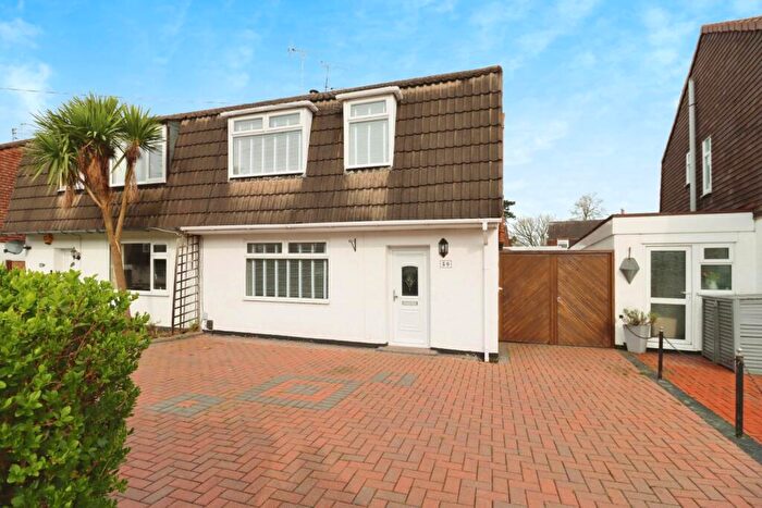 3 Bedroom Semi Detached House For Sale In Westminster Drive, Bromborough, CH62