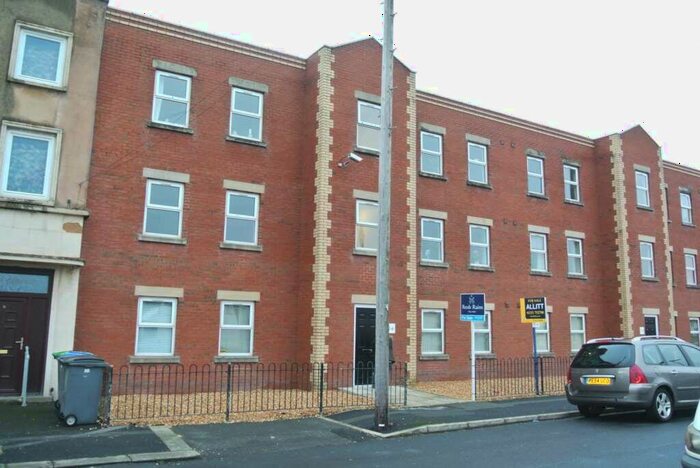 1 Bedroom Flat To Rent In Claughton Mansions, Harcourt Road, Blackpool, FY4