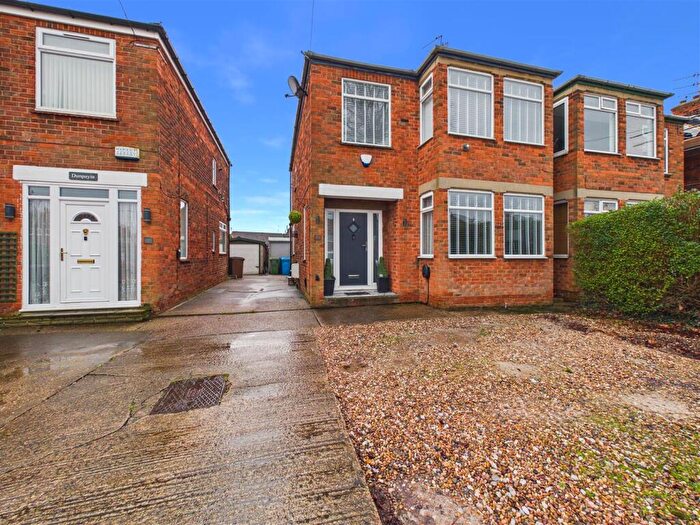 3 Bedroom Semi Detached House For Sale In Northolme Road, Hessle, HU13