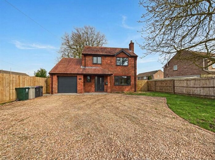 3 Bedroom Detached House For Sale In Carlton Road, Manby, Louth, LN11