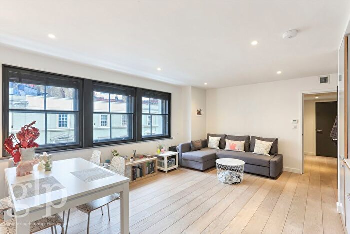 1 Bedroom Flat To Rent In St. Martin's Lane, London, Greater London, WC2N